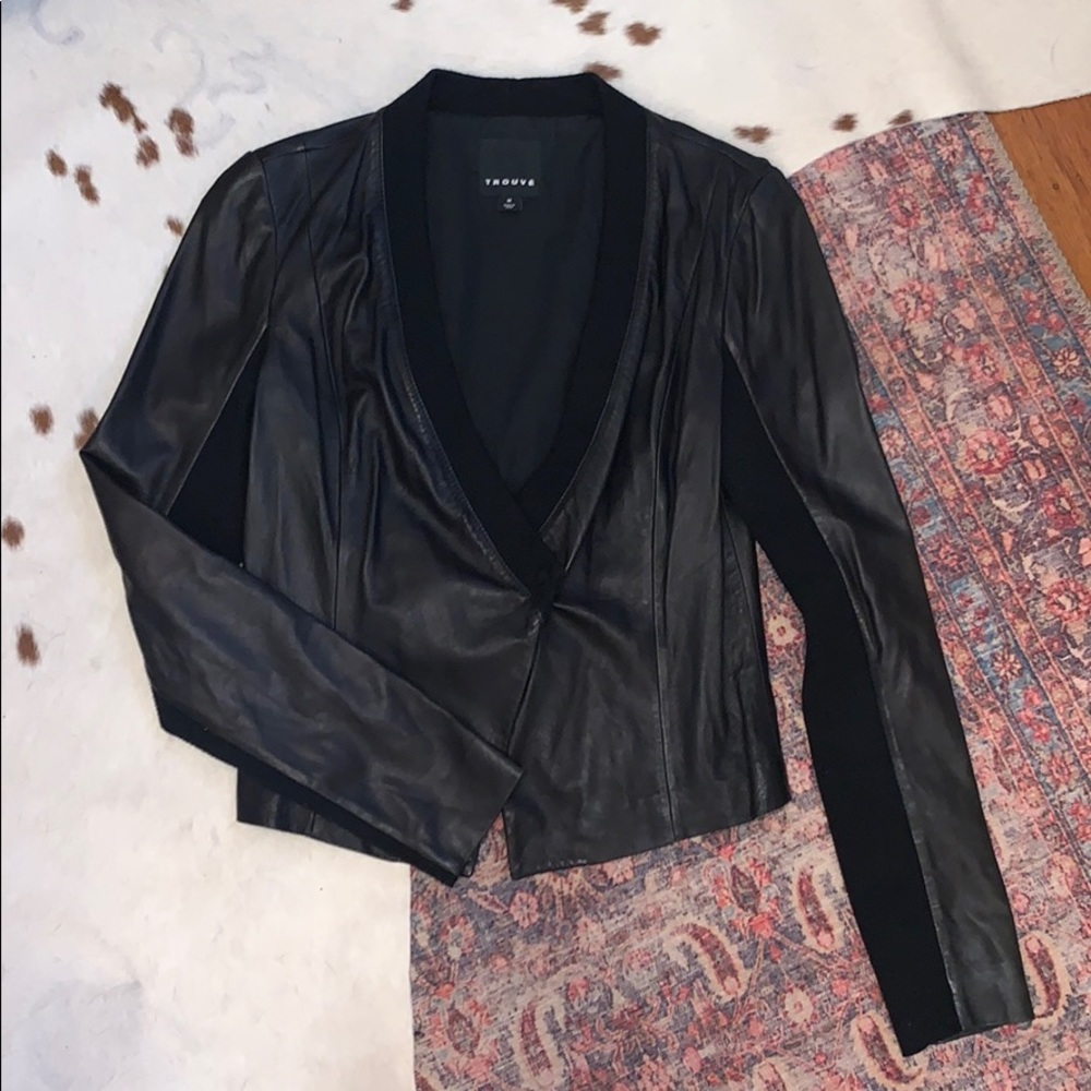 Stunning Trouve 100% leather jacket blazer, M